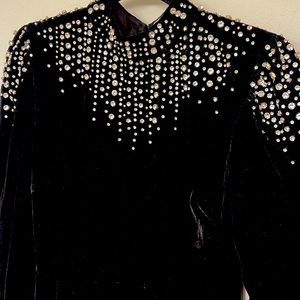 TopShop Black Velvet top Size US M Stylish & Sexy open back.  Stunning Crystals